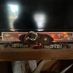 Women’s spurs with Floral Design